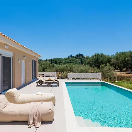 Spartakos Luxury 5 Villa *